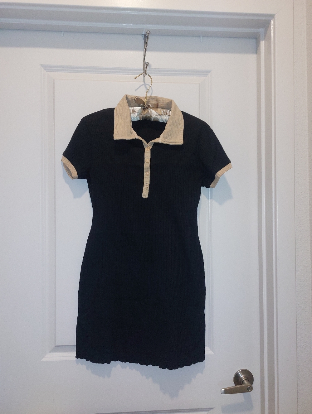 Black & Beige Polo Collar Short Sleeve Dress